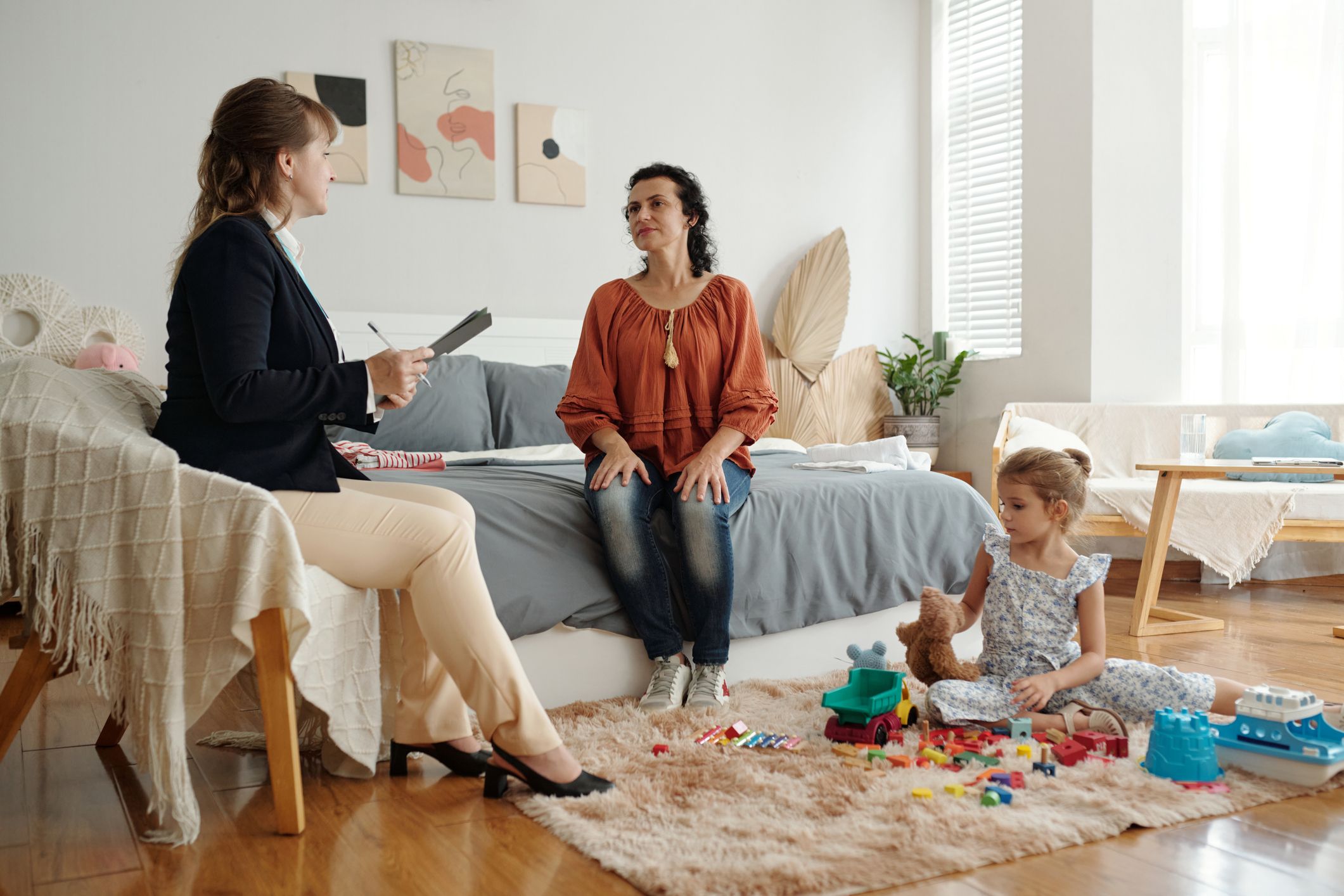 Beratungssituation zwischen zwei Personen